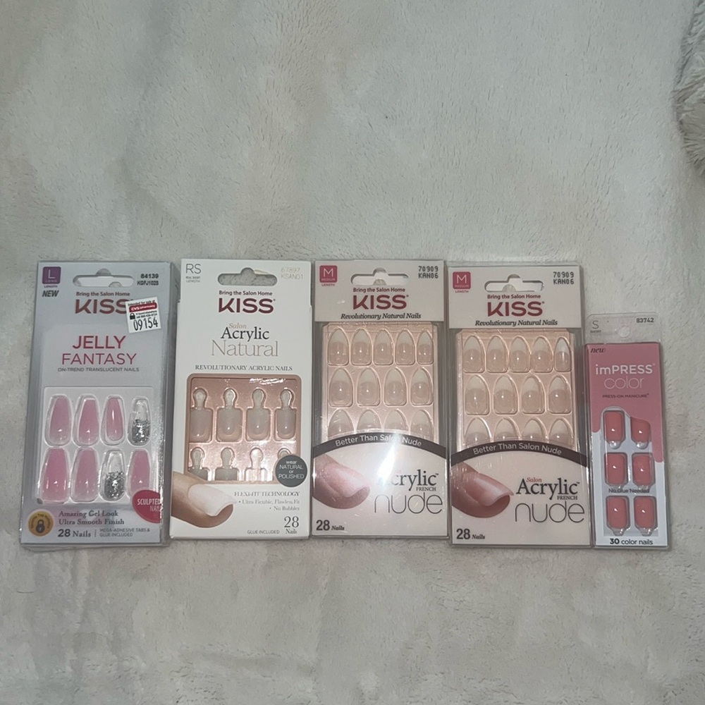 Brand new in box Bundle of 5 KISS press on nails long medium short real short